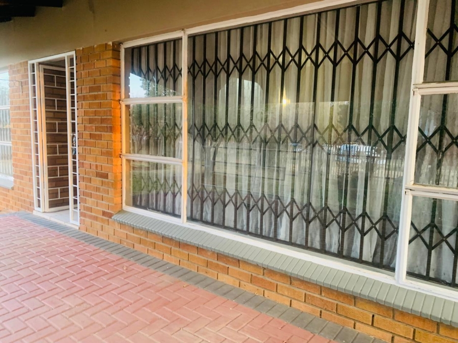 3 Bedroom Property for Sale in Deneysville Free State